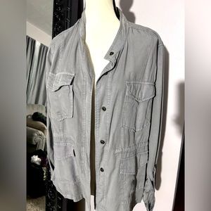 Woman’s Large Sanctuary light shirt jacket